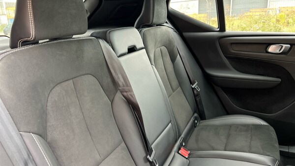 Used Volvo XC40 2022 for sale - 75439945: Photo 46