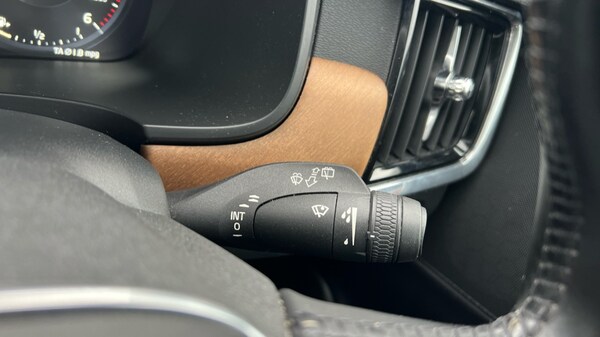 Used Volvo V90 2017 for sale - 76241652: Photo 30