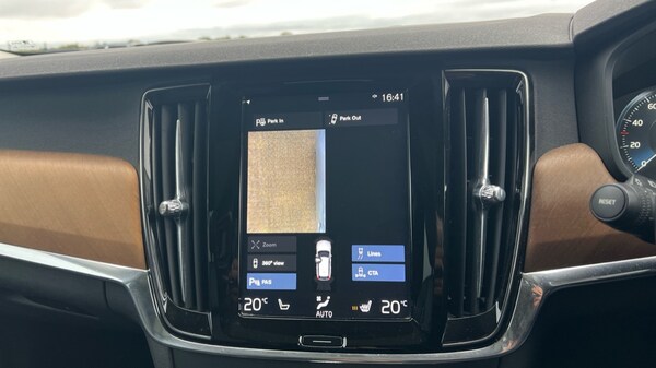 Used Volvo V90 2017 for sale - 76241652: Photo 37