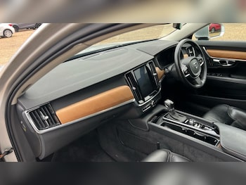 Used Volvo V90 2017 for sale - 76241652: Photo 4