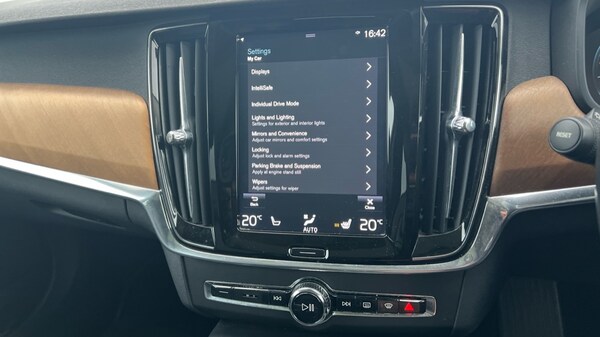 Used Volvo V90 2017 for sale - 76241652: Photo 51