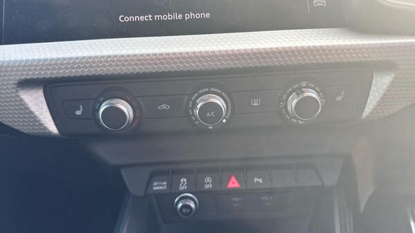 Used Audi A1 2023 for sale - 76008339: Photo 45