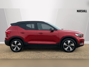Used Volvo XC40 2021 for sale - 76112424: Photo