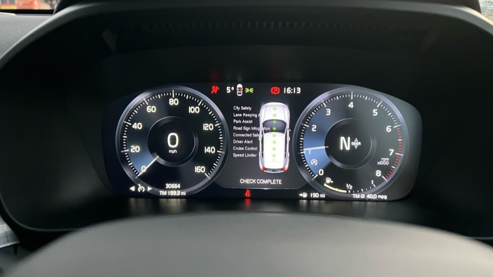 Used Volvo XC40 2021 for sale - 76586864: Photo 11