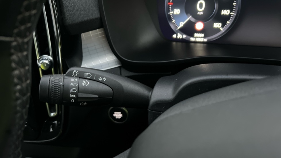 Used Volvo XC40 2021 for sale - 76586864: Photo 29