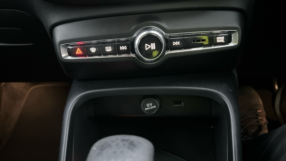 Used Volvo XC40 2021 for sale - 76586864: Photo 39