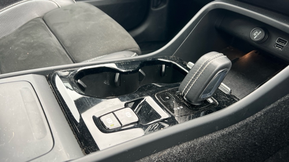 Used Volvo XC40 2020 for sale - 76647850: Photo 28