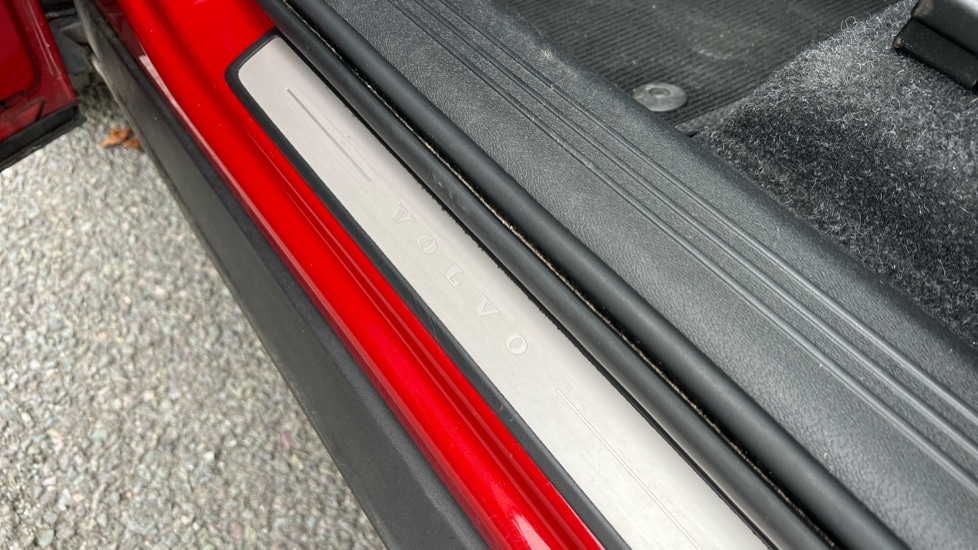 Used Volvo XC40 2020 for sale - 76647850: Photo 37