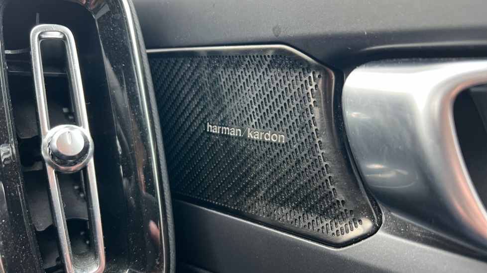 Used Volvo XC40 2020 for sale - 76647850: Photo 51