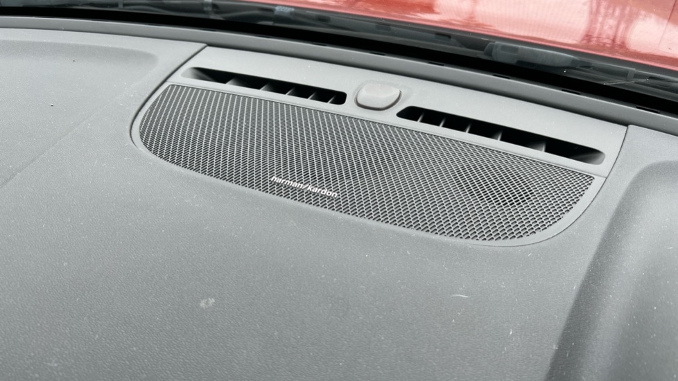 Used Volvo XC40 2020 for sale - 76647850: Photo 52