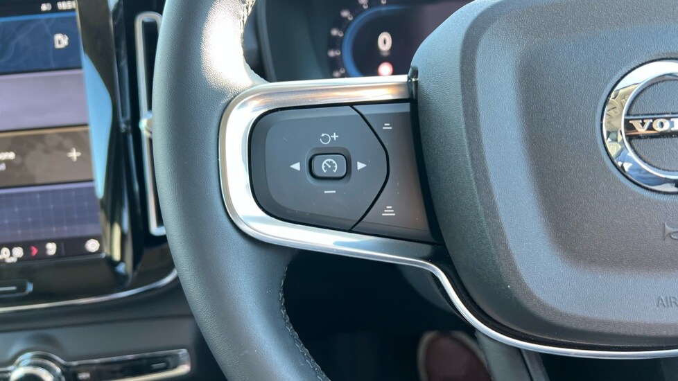 Used Volvo XC40 2024 for sale - 75943416: Photo 18