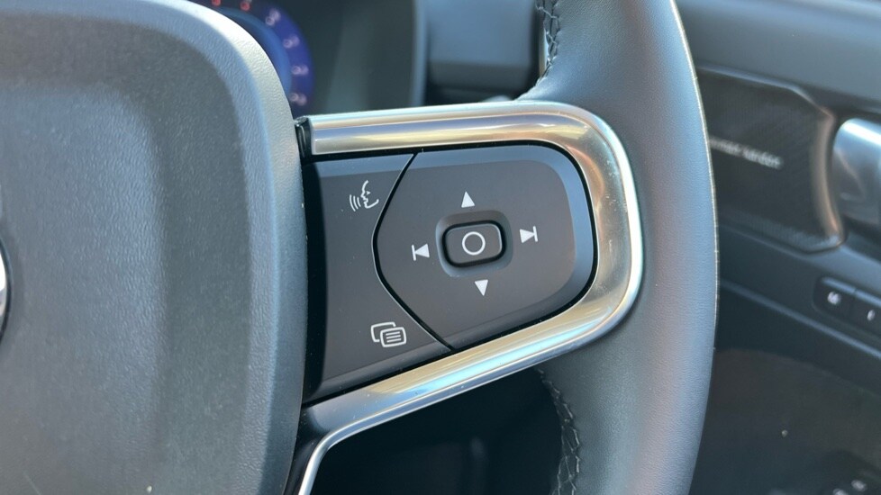 Used Volvo XC40 2024 for sale - 75943416: Photo 19
