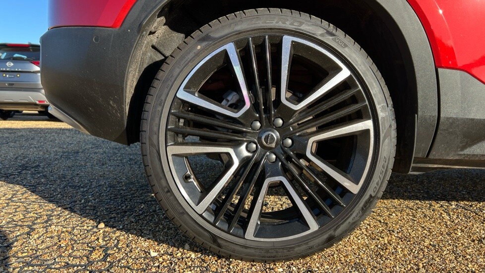 Used Volvo XC40 2024 for sale - 75943416: Photo 24