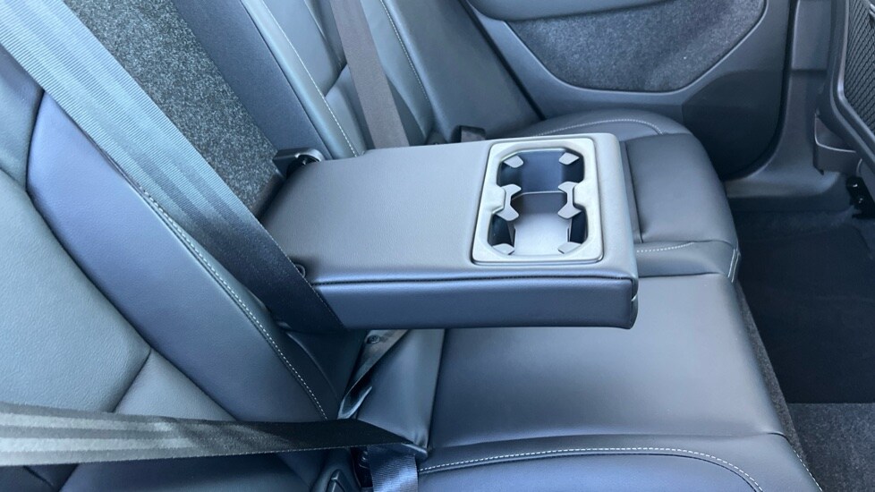 Used Volvo XC40 2024 for sale - 75943416: Photo 31