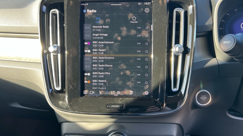Used Volvo XC40 2024 for sale - 75943416: Photo 35
