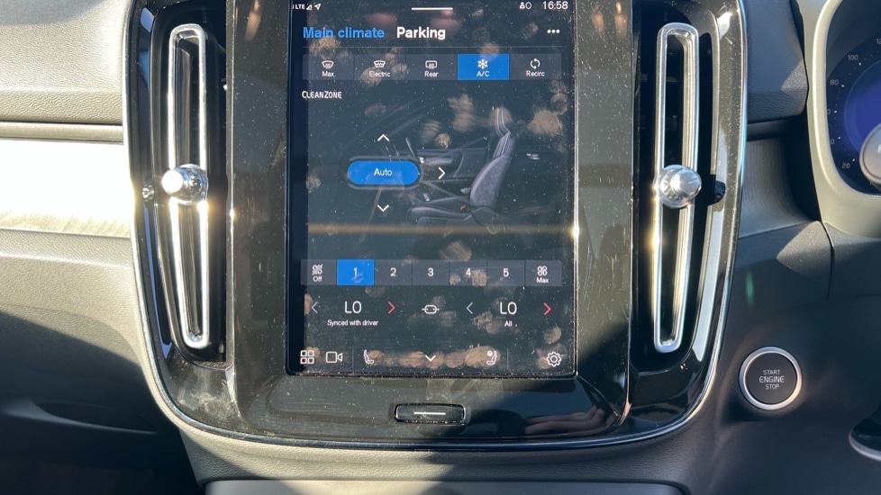 Used Volvo XC40 2024 for sale - 75943416: Photo 49