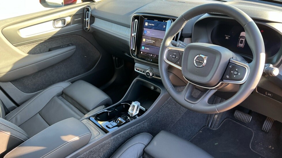 Used Volvo XC40 2024 for sale - 75943416: Photo 5