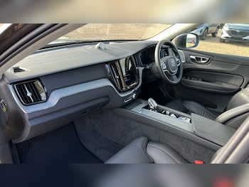 Used Volvo XC60 2025 for sale - 76400686: Photo