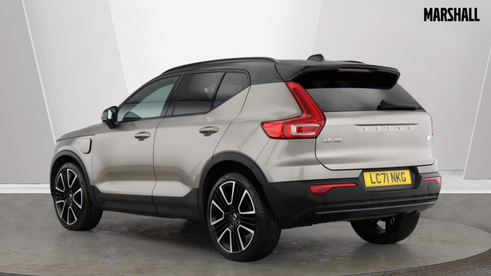 Used Volvo XC40 2021 for sale - 76384352: Photo 3