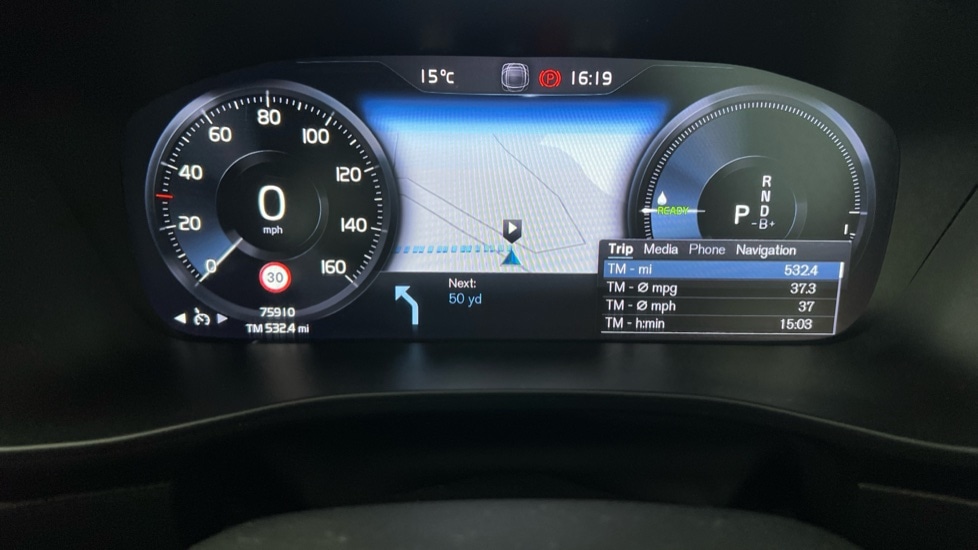 Used Volvo XC40 2021 for sale - 76384352: Photo 9