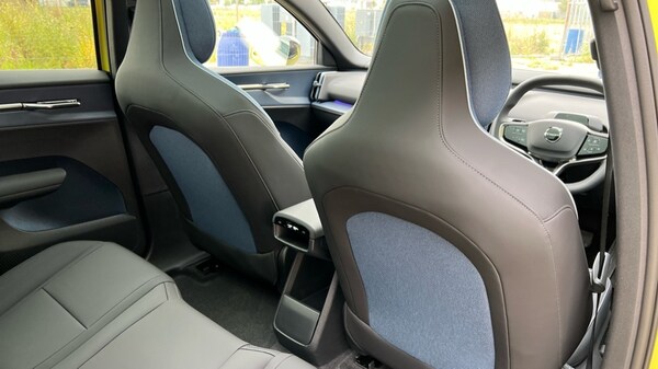 Used Volvo EX30 2025 for sale - 75440192: Photo 43