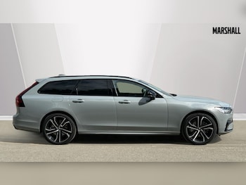 Used Volvo V90 2025 for sale - 75439757: Photo