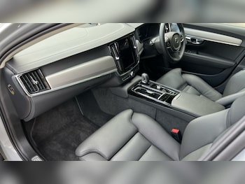 Used Volvo V90 2025 for sale - 75439757: Photo