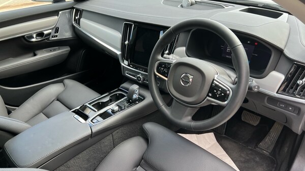 Used Volvo V90 2025 for sale - 75439757: Photo 5