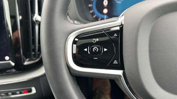 Used Volvo XC60 2025 for sale - 76104150: Photo 18