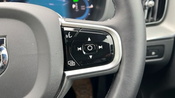Used Volvo XC60 2025 for sale - 76104150: Photo 19