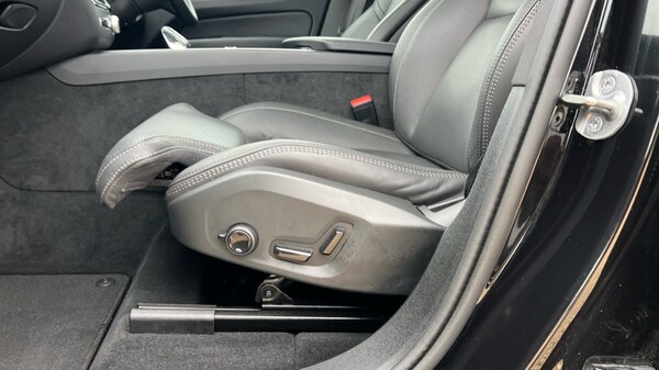 Used Volvo XC60 2025 for sale - 76104150: Photo 32