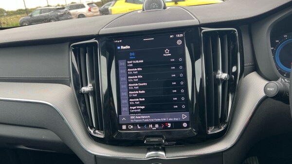 Used Volvo XC60 2025 for sale - 76104150: Photo 35