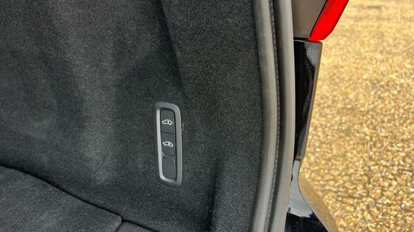 Used Volvo XC60 2025 for sale - 76104150: Photo 46