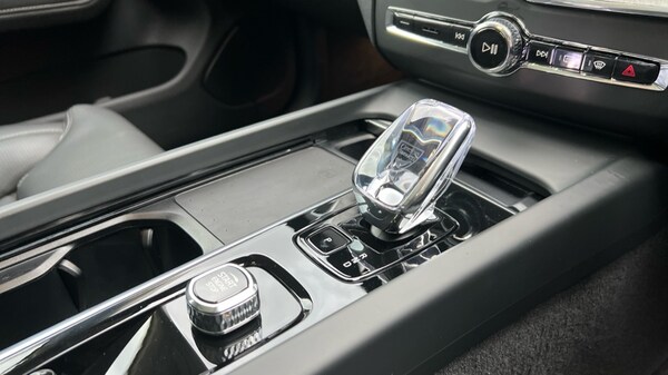 Used Volvo XC60 2025 for sale - 75615144: Photo 14