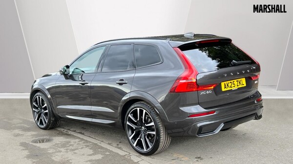 Used Volvo XC60 2025 for sale - 75615144: Photo 2