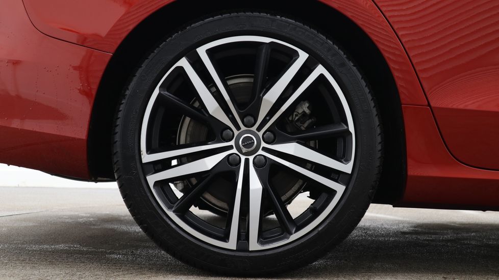 Used Volvo V60 2022 for sale - 75950828: Photo 18