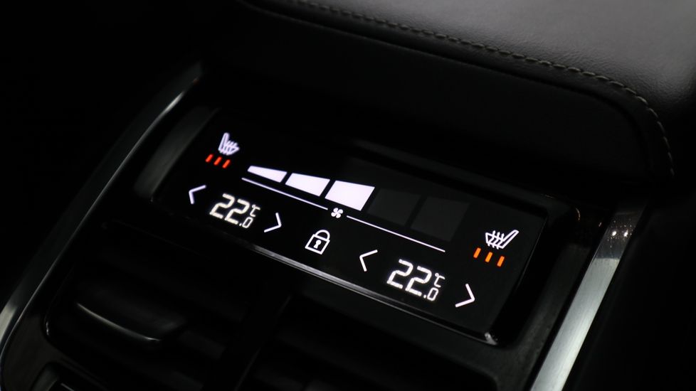 Used Volvo V60 2022 for sale - 75950828: Photo 19