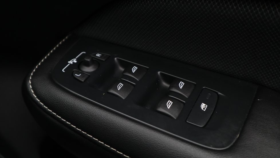 Used Volvo V60 2022 for sale - 75950828: Photo 26