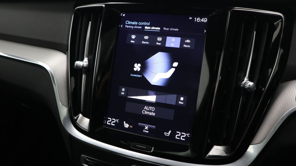 Used Volvo V60 2022 for sale - 75950828: Photo 30