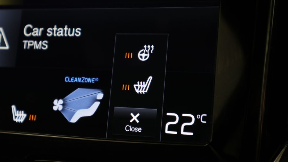 Used Volvo V60 2022 for sale - 75950828: Photo 31