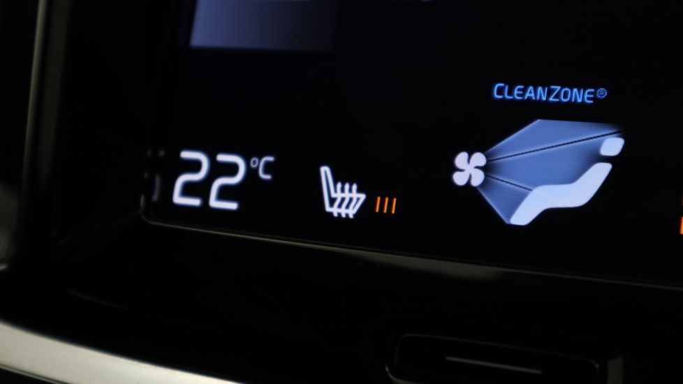 Used Volvo V60 2022 for sale - 75950828: Photo 32