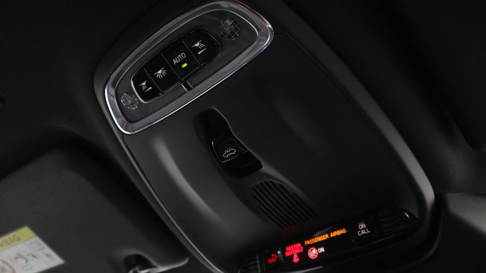 Used Volvo V60 2022 for sale - 75950828: Photo 35