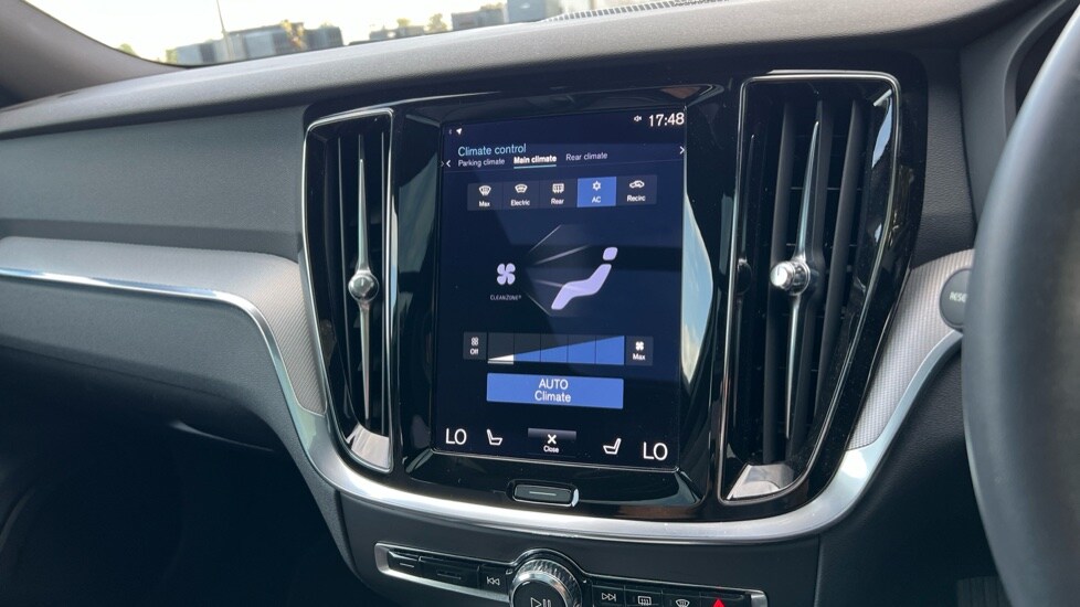 Used Volvo V60 2022 for sale - 75950828: Photo 47