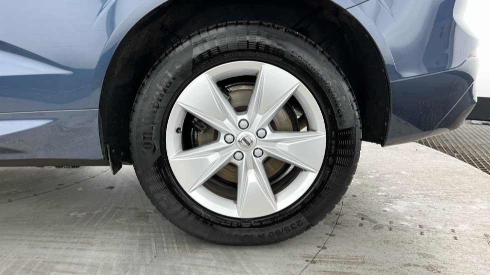 Used Volvo XC60 2021 for sale - 76647880: Photo 4