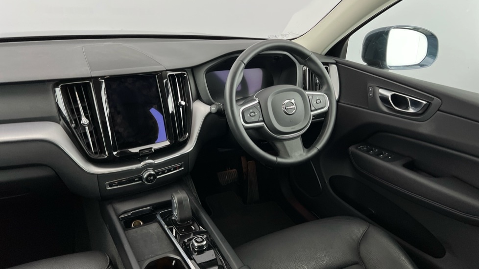 Used Volvo XC60 2021 for sale - 76647880: Photo 8
