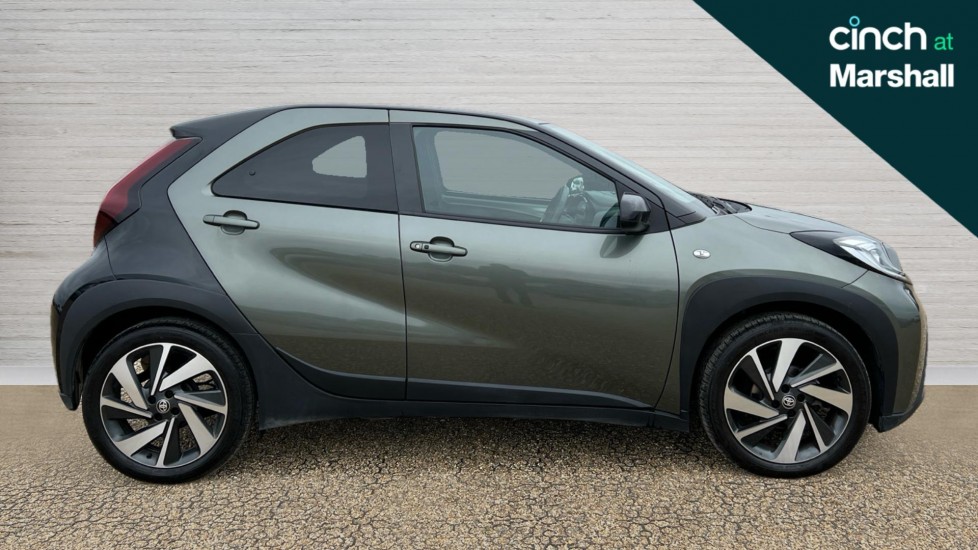 Used Toyota Aygo X 2023 for sale - 76079046: Photo 2