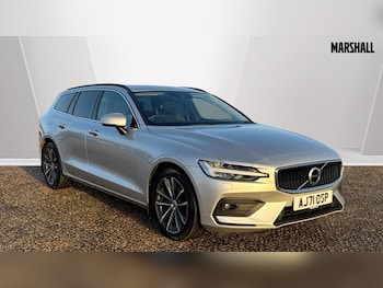 2022 - V60 2.0 B3P Momentum 5dr Auto [7 speed]