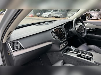 Used Volvo XC90 2024 for sale - 75590881: Photo