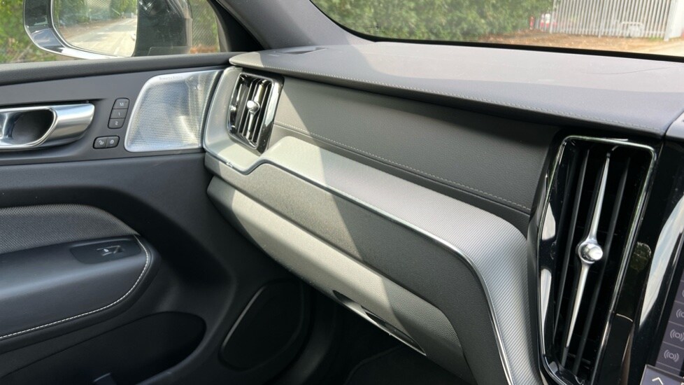 Used Volvo XC60 2024 for sale - 75950834: Photo 50