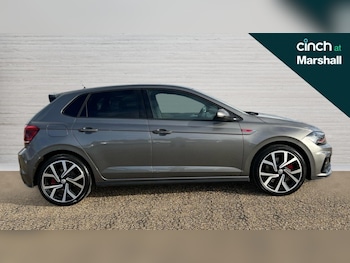 Used Volkswagen Polo 2019 for sale - 76302344: Photo